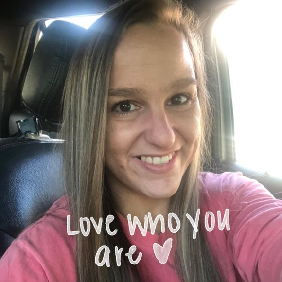halliedavis202
